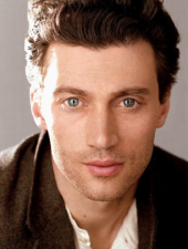 Bryce Pinkham 